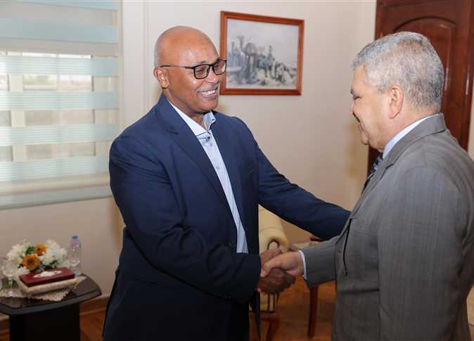 قناة السويس تبحث التعاون مع هيئة الموانئ البحرية السودانية

