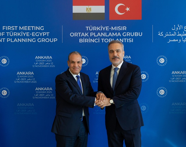 وزيرا الخارجية ونظيره  التركى يشاركان فى اجتماع مجموعة التخطيط المشتركة بأنقرة