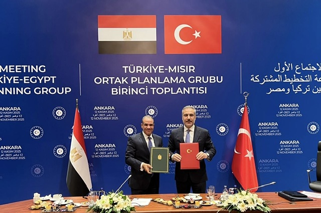 مصر وتركيا تصدران بيانًا مشتركًا لتأكيد الزخم الإيجابي في العلاقات الثنائية وتعزيز التعاون الإقليمي
