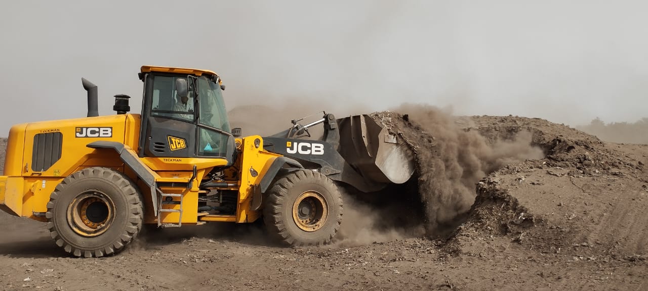 محافظ المنيا يحوّل أراضي غير مستغلة بملوى إلى منشآت تعليمية لخدمة الأهالي