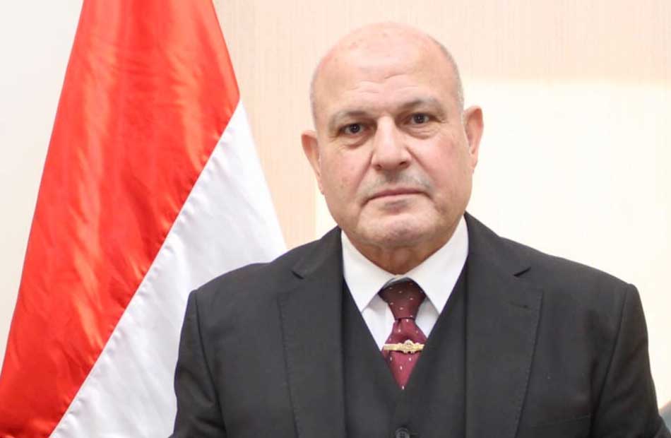 رئيس هيئة النيابة الإدارية: أناشدكم الاستمرار في أداء واجبكم الدستوري على أكمل وجة