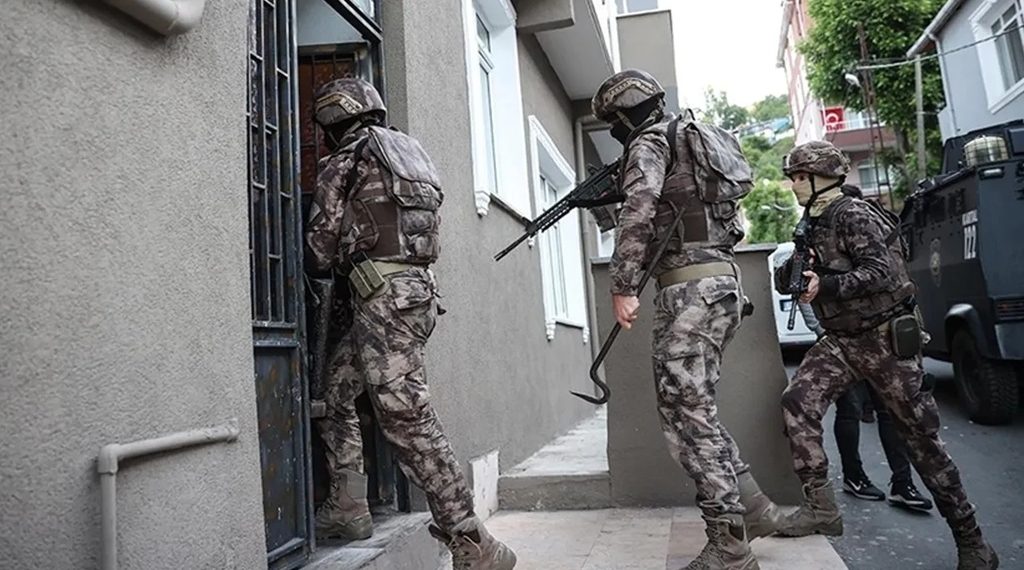 المخابرات التركية تُفكك شبكة تجسس إماراتية تستهدف مؤسسات استراتيجية