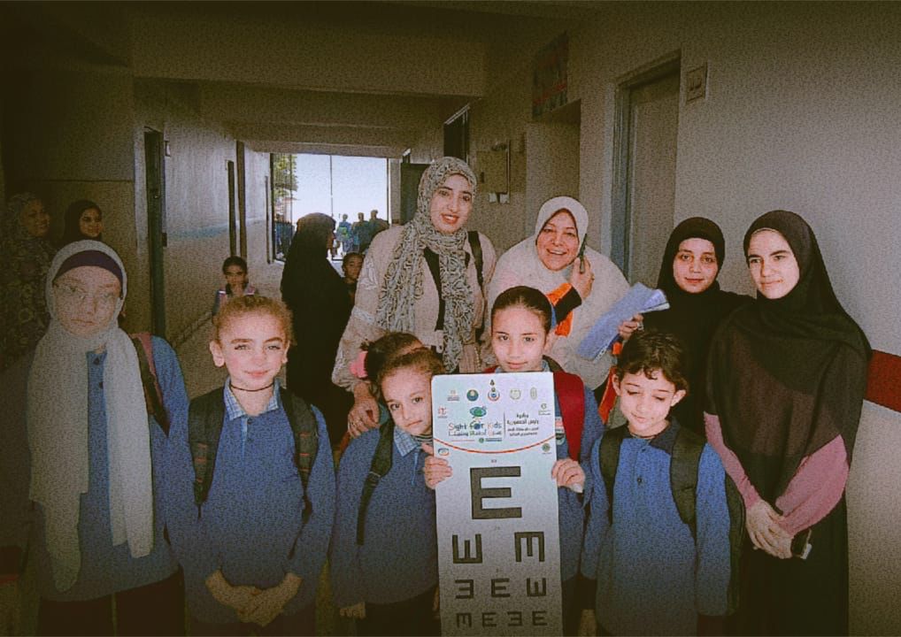 خلال شهر .. فحص نظر أكثر من نصف مليون طفل ضمن مبادرة “عيون أطفالنا مستقبلنا” بمدارس المنيا