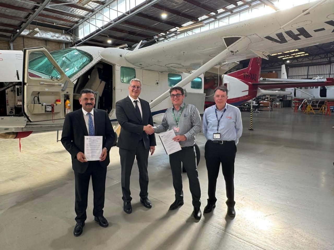 *وزير البترول والثروة المعدنية يشهد توقيع مذكرة تفاهم لإجراء مسح جوي شامل للإمكانات التعدينية على مستوى مصر