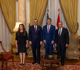 السفارة الأمريكية : شراكتنا مع مصر تؤكد عزمنا لتعزيز الاستقرار والفرص في مختلف أنحاء إفريقيا