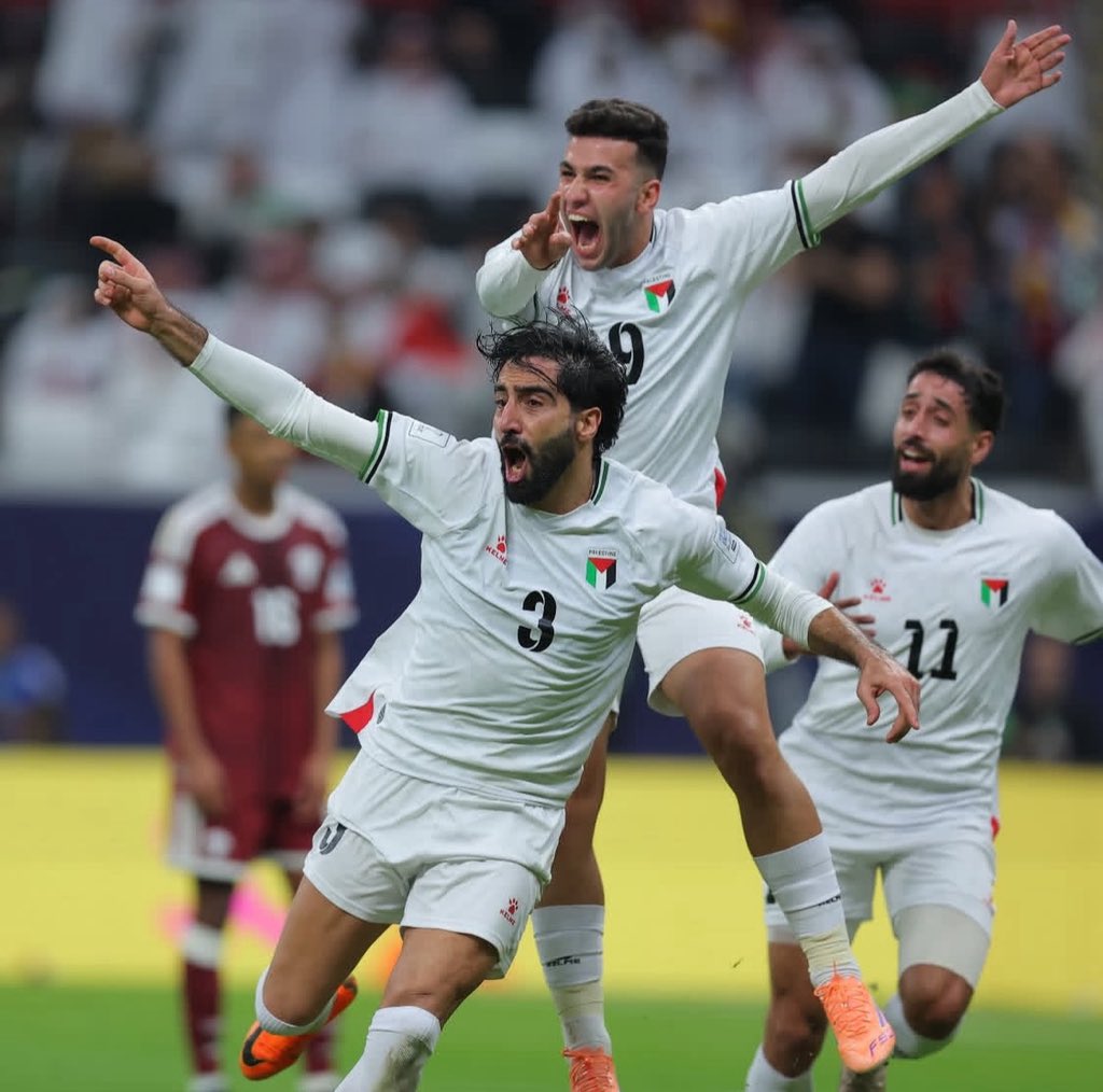 منتخب فلسطين يخطف الفوز بقدم لاعب قطري في بطولة كأس العرب
