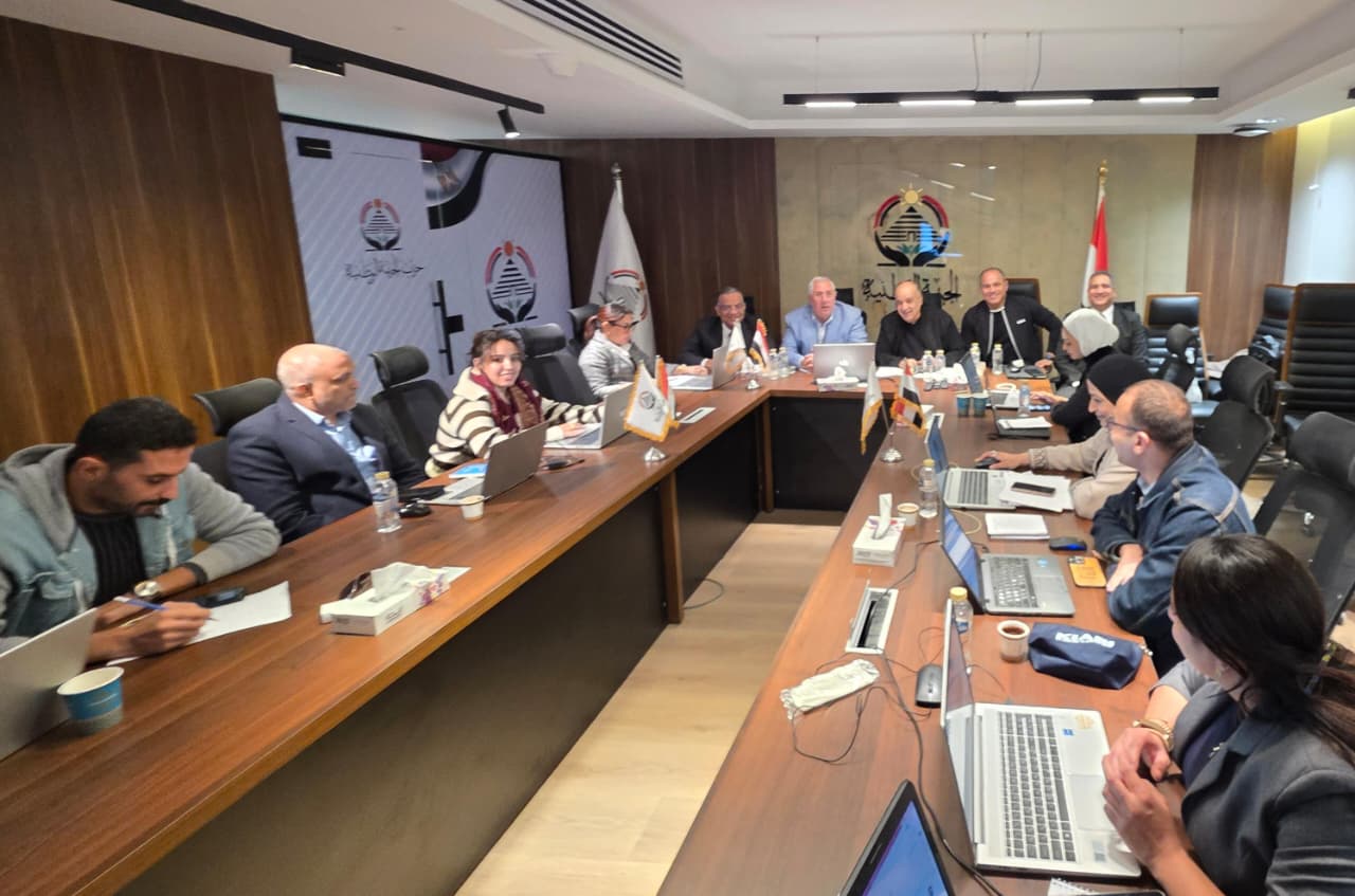 السيد القصير: متابعة دقيقة للعملية الانتخابية عبر الغرفة المركزية لحزب الجبهة الوطنية

