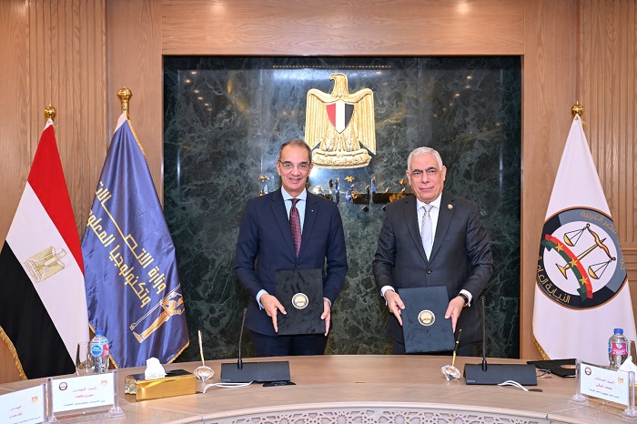 بروتوكول تعاون بين النيابة العامة ووزارة الاتصالات لتنفيذ 10 مشروعات مشتركة