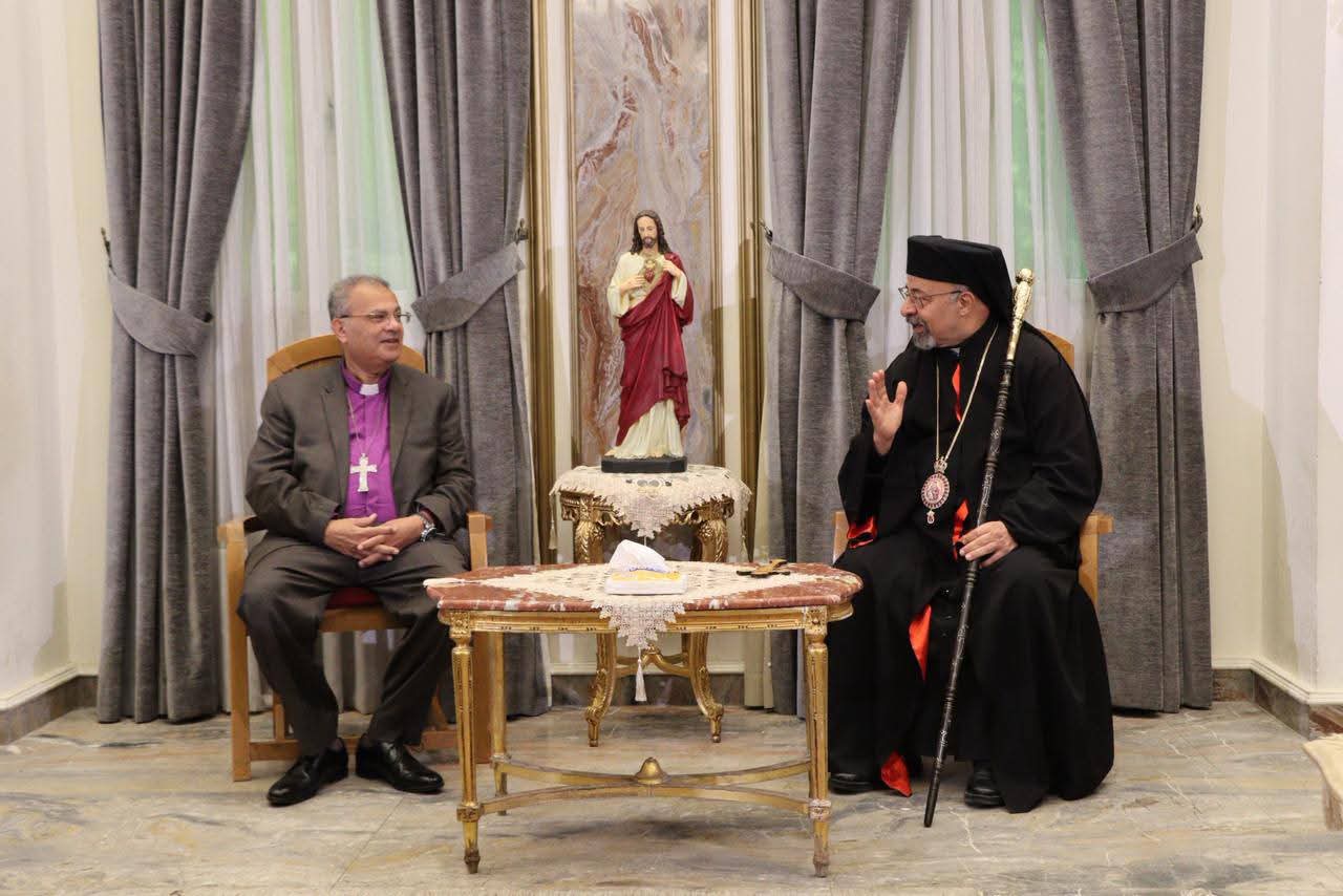 بطريرك الكاثوليك يستقبل رئيس الإنجيلية للتهنئة ويؤكد أهمية التكامل الكنسي 
