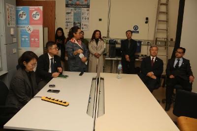 الجامعة الأمريكية تستضيف وفدًا رفيع المستوى من جامعة الصين للاتصالات لتعزيز التعاون الأكاديمي 