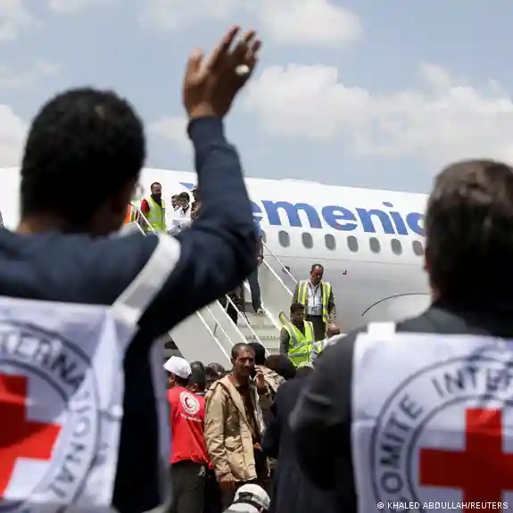 اليمن: اتفاق تاريخي لتبادل نحو 3 آلاف أسير بين الحكومة والحوثيين في أكبر صفقة منذ اندلاع الحرب