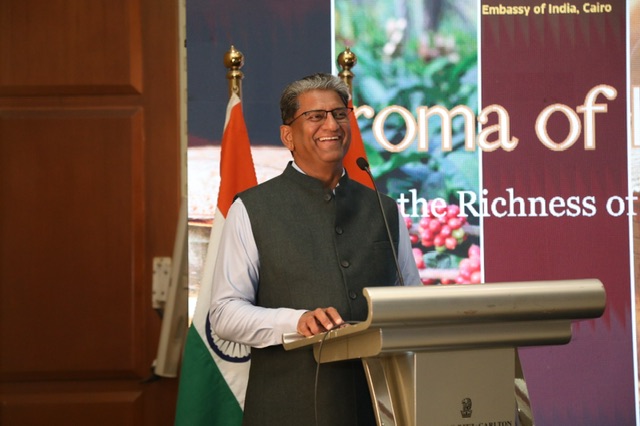 سفير الهند يسلط الضوء على مكانة البن الهندي في السوق المصرية