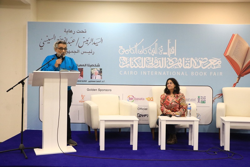 أمسية شعرية تحتفي بالإبداع والتنوع في معرض القاهرة الدولي للكتاب

