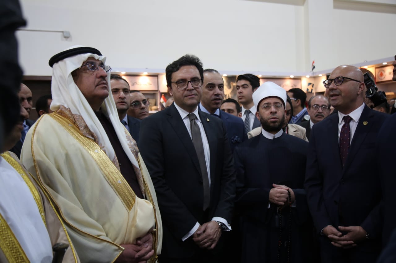 معرض الكتاب يتخطى 3.5 مليون زائر خلال 8 أيام منذ انطلاقه ويسجل باليوم الثامن (796.654) زائرًا

