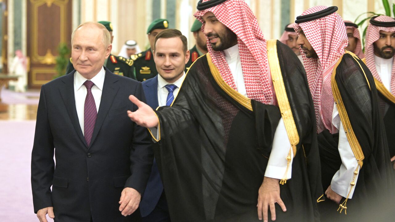 السعودية ترحب باستضافة قمة ترمب وبوتين
