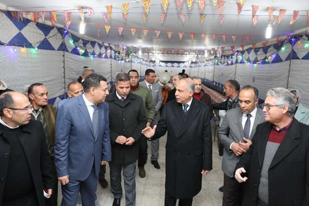 محافظ المنيا يوجه بزيادة أعداد وجبات الإفطار ويشدد على الجودة والنظافة