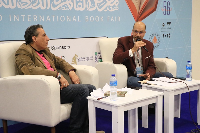 المغربي مصطفى غلمان يستعرض رؤيته للشعر في العصر الحديث بمعرض القاهرة

