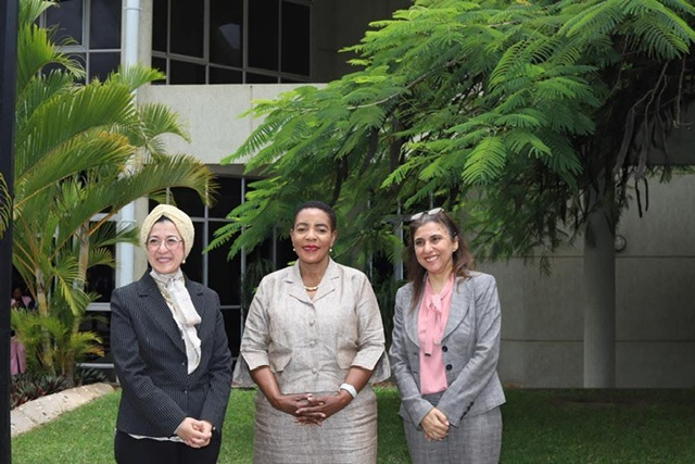 السفيرة المصرية في زامبيا تلتقى رئيسة البرلمان الزامبي