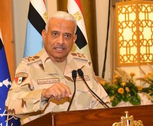 وزير الدفاع يؤكد على مقاتلي القوات الجوية ضرورة الحفاظ أعلى درجات الجاهزية والاستعداد القتالي