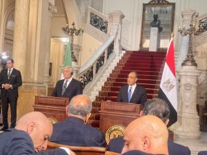 مصر وإيطاليا توقّعان اتفاقية تعاون في قطاع الكهرباء لتعزيز الشراكة الاستراتيجية