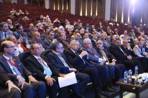  أيمن عاشور: المستشفيات الجامعية خط الدفاع الأول في مواجهة التحديات الصحية


