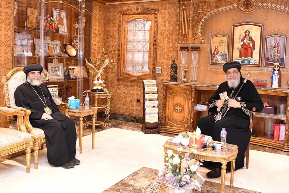 البابا تواضروس الثاني يستقبل الأنبا بضابا لبحث شؤون الخدمة في إيبارشية نجع حمادي