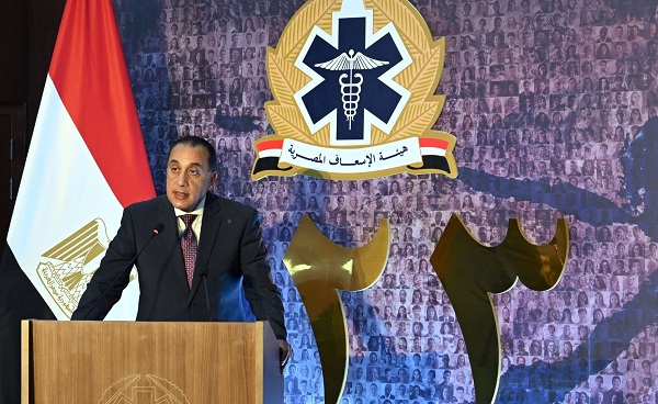 مدبولي يؤكد الدور والإهتمام البالغ الذى توليه الدولة المصرية بقيادة الرئيس بالمنظومة الصحية

