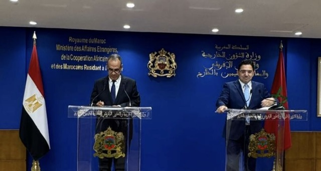 وزير الخارجية يسلم نظيره المغربي رسالة خطية من الرئيس السيسي إلى ملك المغرب
