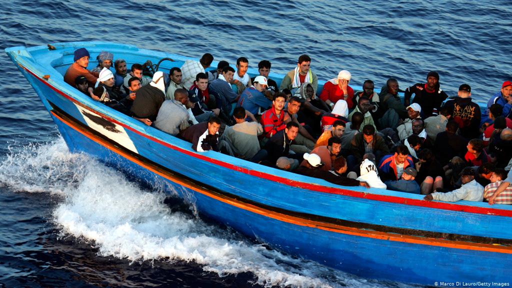 إحباط محاولة هجرة غير شرعية من ميناء بورسعيد وضبط 29 شخصا بينهم أجنبى

