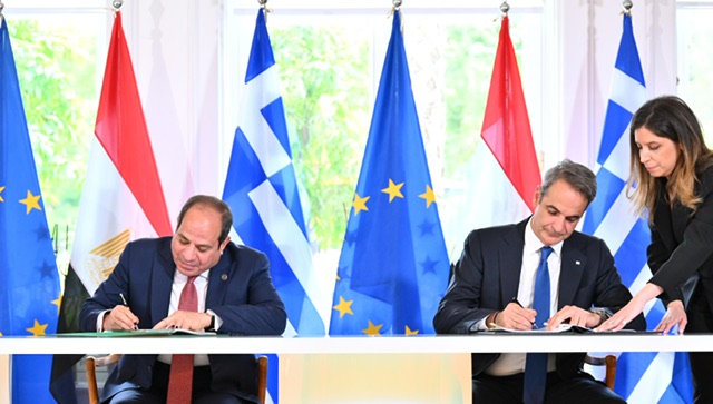 السيسي وميتسوتاكيس يترأسان أول اجتماع لمجلس التعاون رفيع المستوي