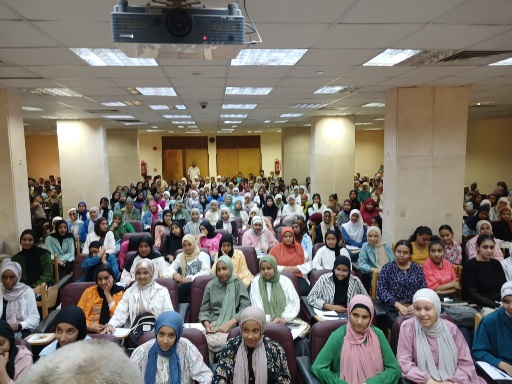 انطلاق قوافل المراجعة النهائية المجانية لطلاب الشهادة الإعدادية بالأقصر

