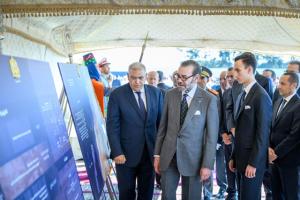 العاهل المغربي يطلق مشروعاً وطنياً لتأمين المغرب ضد الكوارث.. منصة ضخمة للمخزون والإغاثة في الرباط