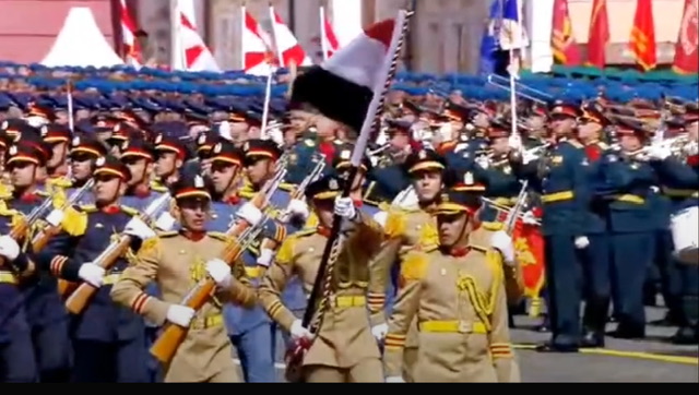  الجيش المصري يشارك في العرض العسكري الروسي الضخم احتفالا بعيد النصر