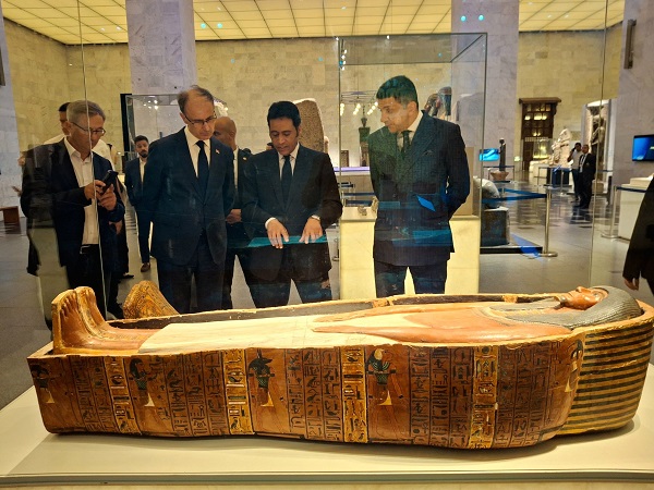 رئيس وزراء صربيا يزور المتحف المصري الكبير و الحضارة و الأهرامات
