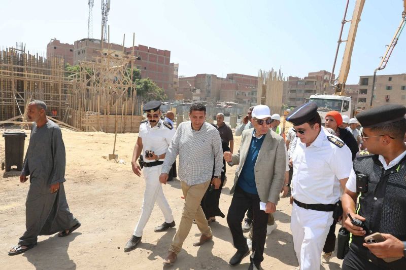 محافظ المنيا يتابع أعمال انشاء السوق الحضاري بمنطقة الحبشى بمساحة 3975 م2