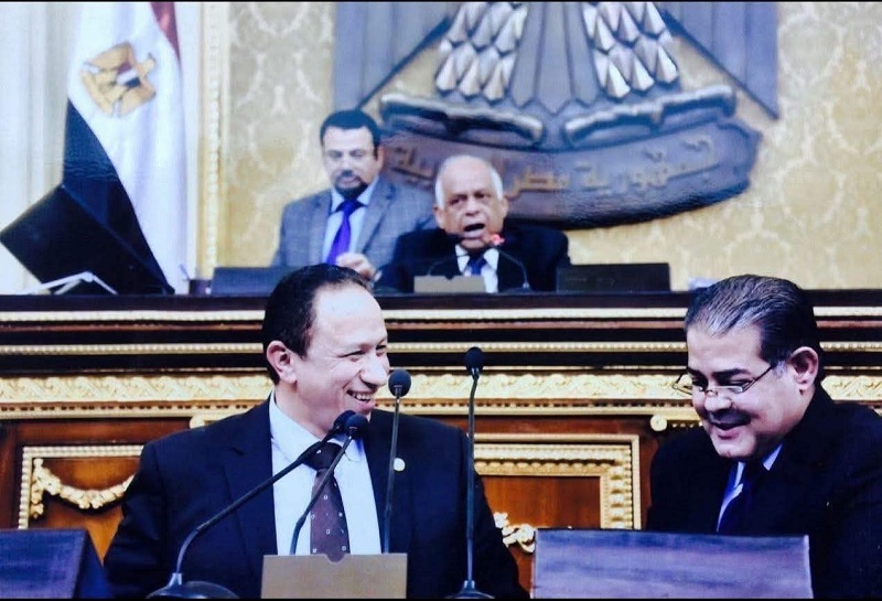 لغز مقتل النائب السابق عبدالحميد الشيخ بـ 7 طعنات يفجر جدلا واسعا