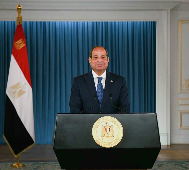 الرئيس السيسي: مصر ستظل منيعة بجبهتها الداخلية المتماسكة عصية على المؤامرات والفتن