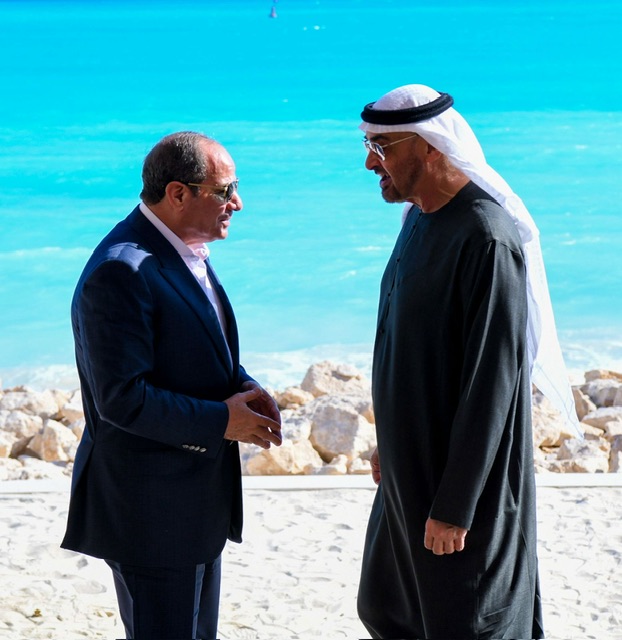 بالصور.. السيسي يودّع بن زايد بمطار العلمين في ختام زيارة عززت التنسيق والتشاور بين مصر والإمارات