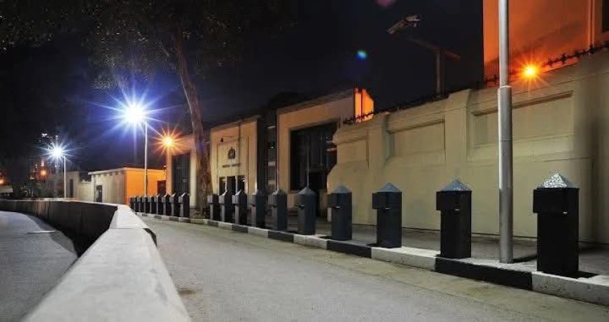 رفع الحواجز أمام السفارة البريطانية بالقاهرة تطبيقا لمبدأ المعاملة بالمثل