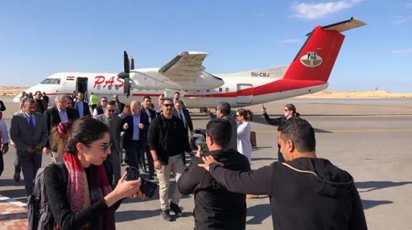 وفد مجلس الشيوخ الأمريكي يصل إلى العريش تمهيدا لزيارة معبر رفح

