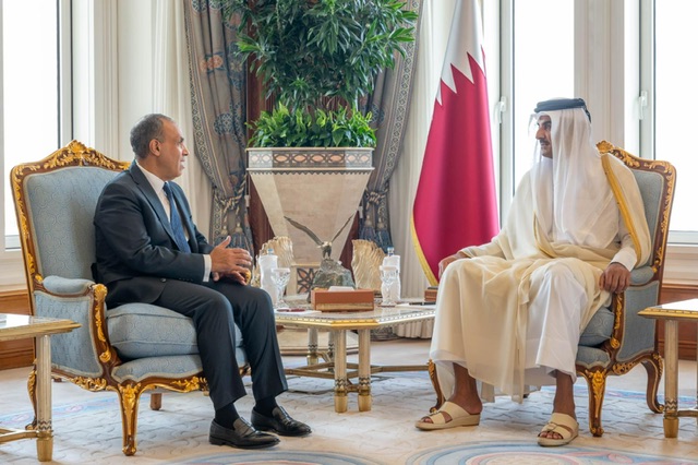 وزير الخارجية ينقل رسالة تضامن ودعم من الرئيس السيسي إلي الشيخ تميم أمير دولة قطر الشقيقة