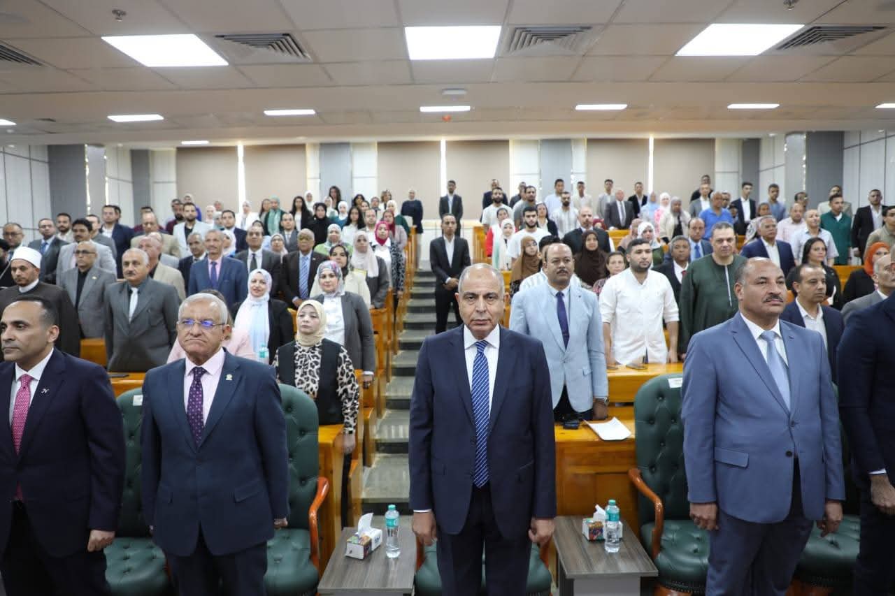 بحضور محافظ المنيا جامعة اللوتس تنظم احتفالية لتكريم أوائل الثانوية العامة