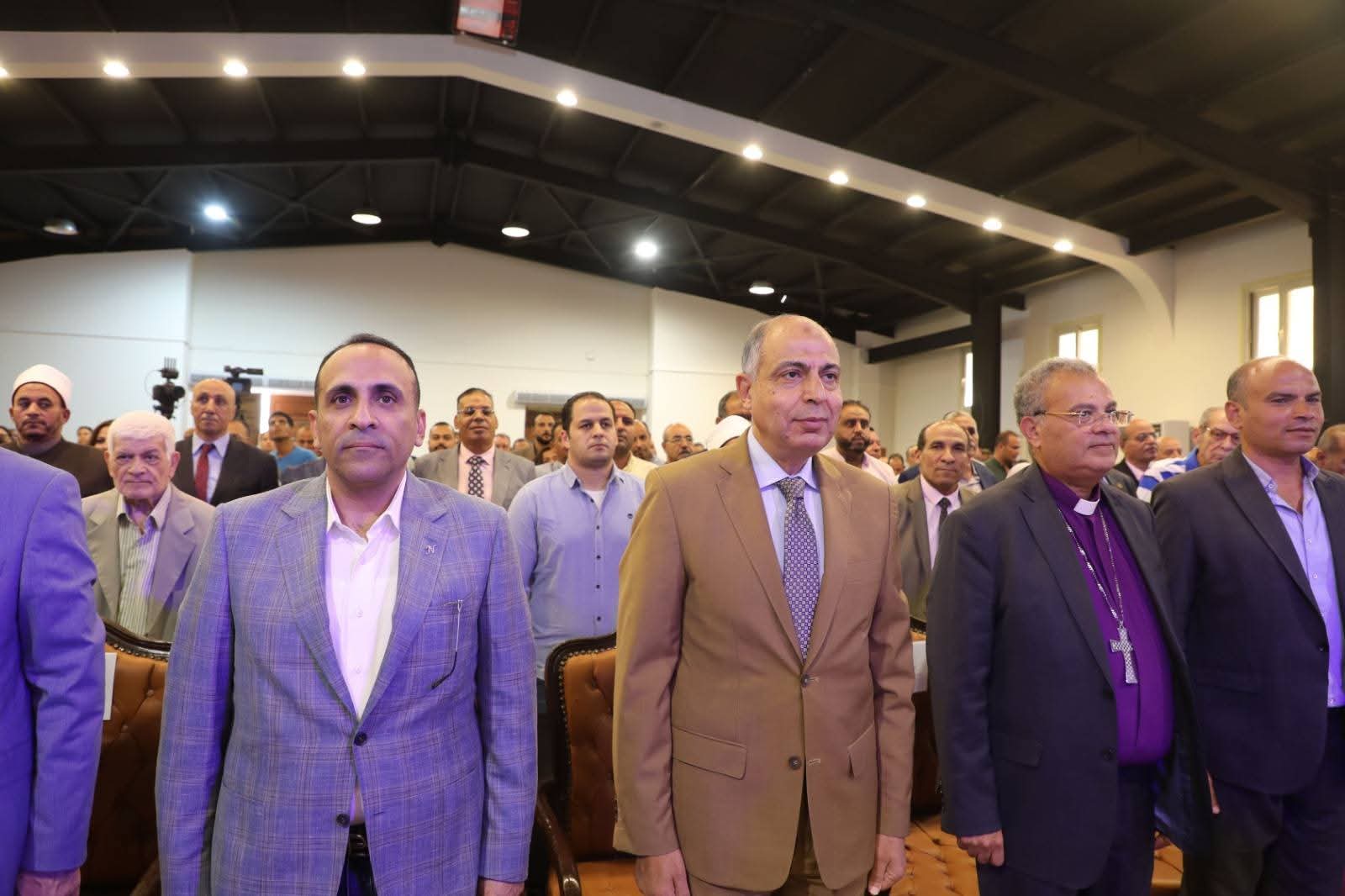 تحت شعار «75 عاماً في طاعة الله وخدمة الإنسان»

محافظ المنيا يشارك احتفال الهيئة القبطية الإنجيلية بمناسبة الاحتفال باليوبيل الماسى