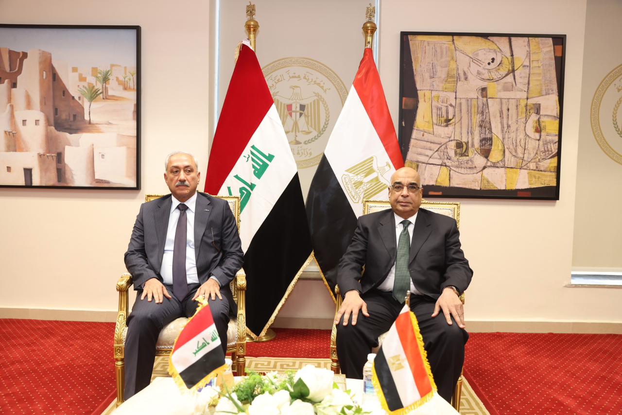 وزير العدل يستقبل وفدا عراقيًا لبحث الاستفادة من أنظمة التفتيش القضائي والحوكمة القضائية