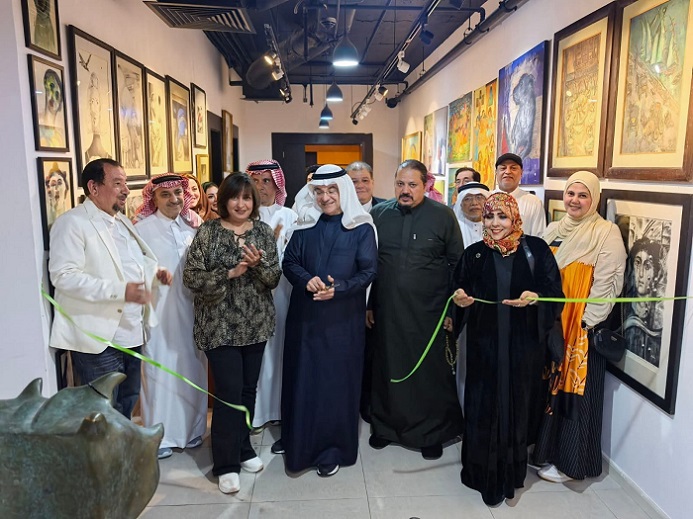 افتتاح معرض 