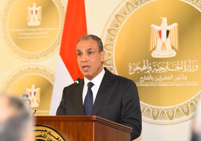 وزير الخارجية يستقبل غداً رئيس اللجنة الوطنية لإدارة غزة