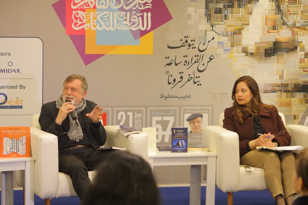 ماتي فيشينك: أي إنسان لا يستطيع العيش بدون التاريخ أو الشعر

