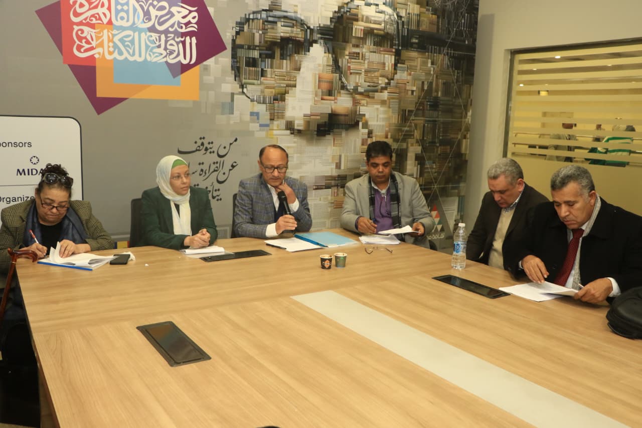 الجلسة الثالثة من مؤتمر «شكري عياد» تناقش آفاق المشروع النقدي وقضايا الترجمة والهوية

