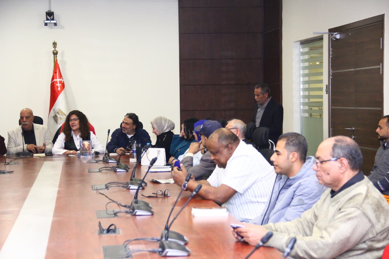 فاطمة ناعوت: الشعر تسلل إلى «قبو الوراق» رغمًا عني

