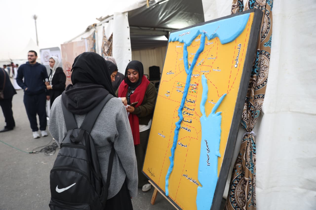 ندوة سيناء في مخيم 